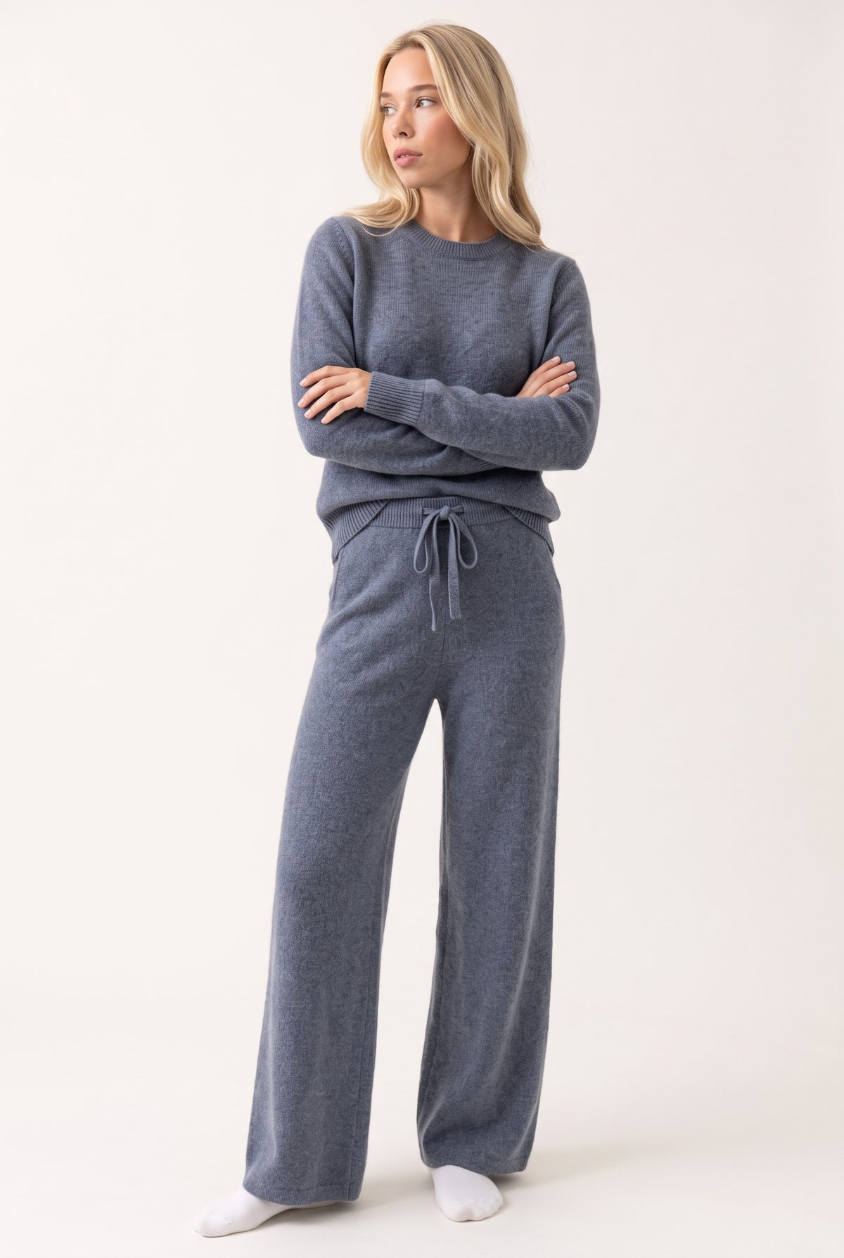 Dark Grey cashmere trousers, standing