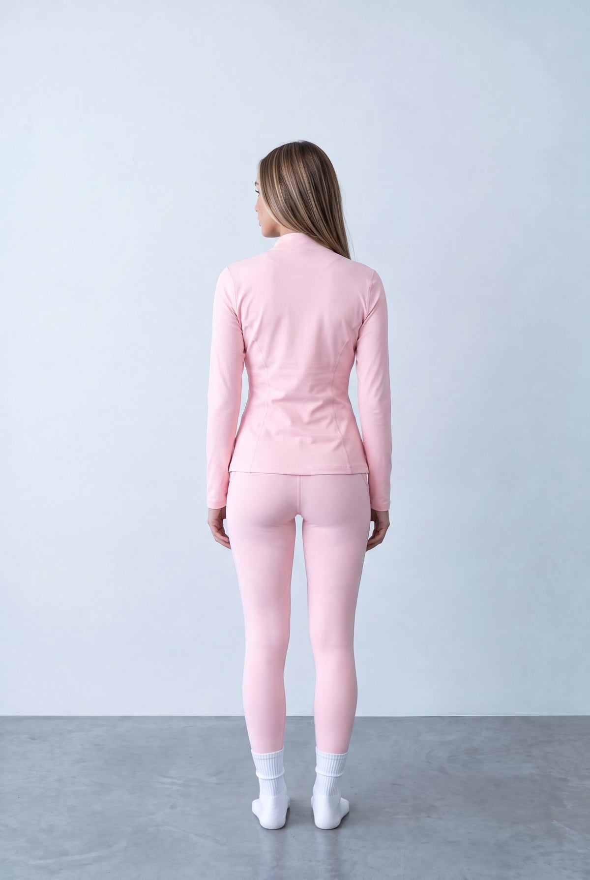 Peach sports set, rear detail