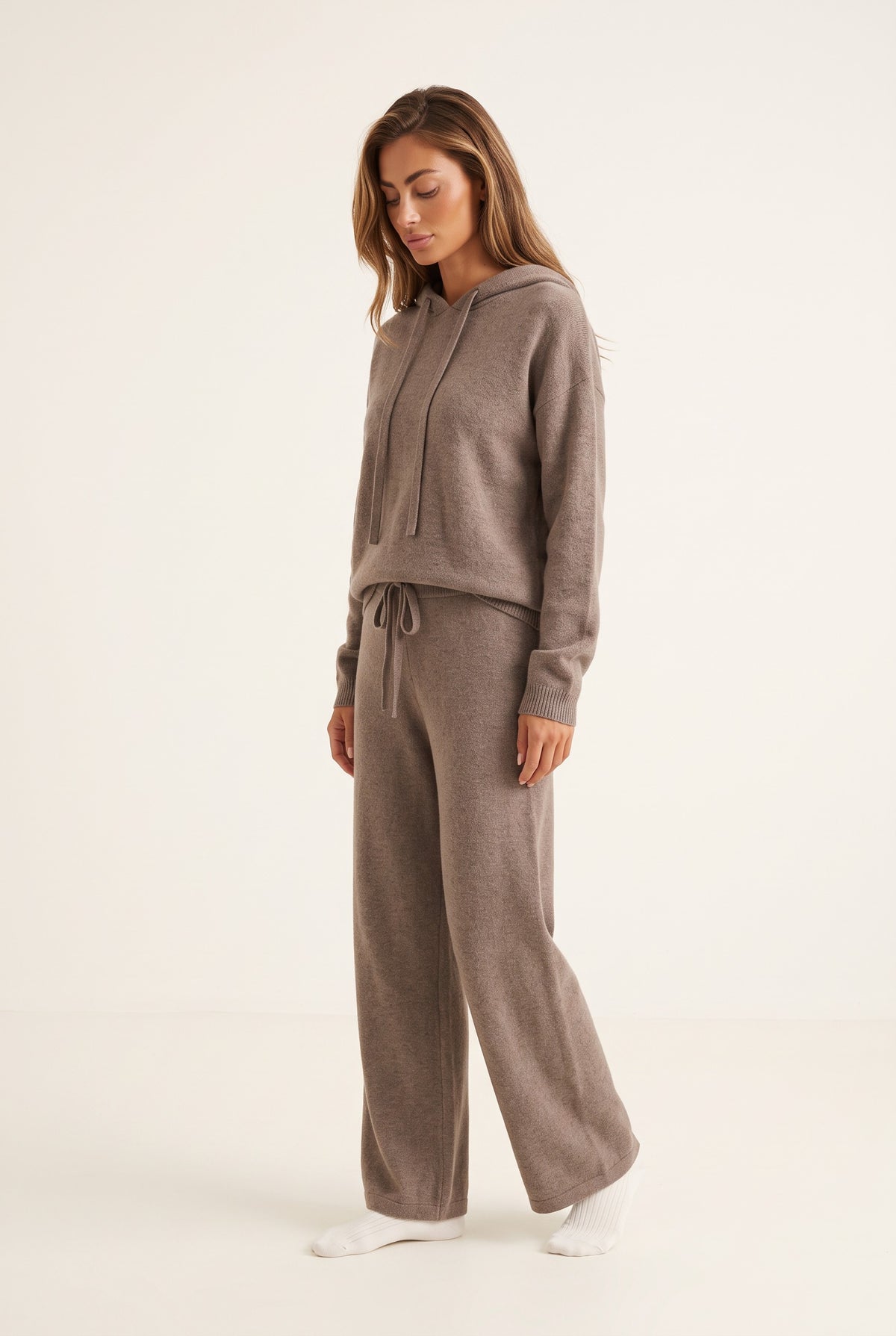 Hooded pure cashmere set in Camel Set