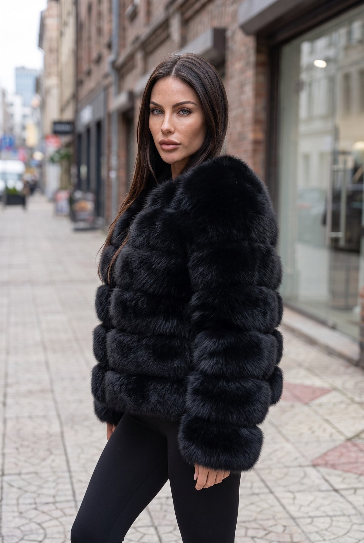 Fox fur coat in Black